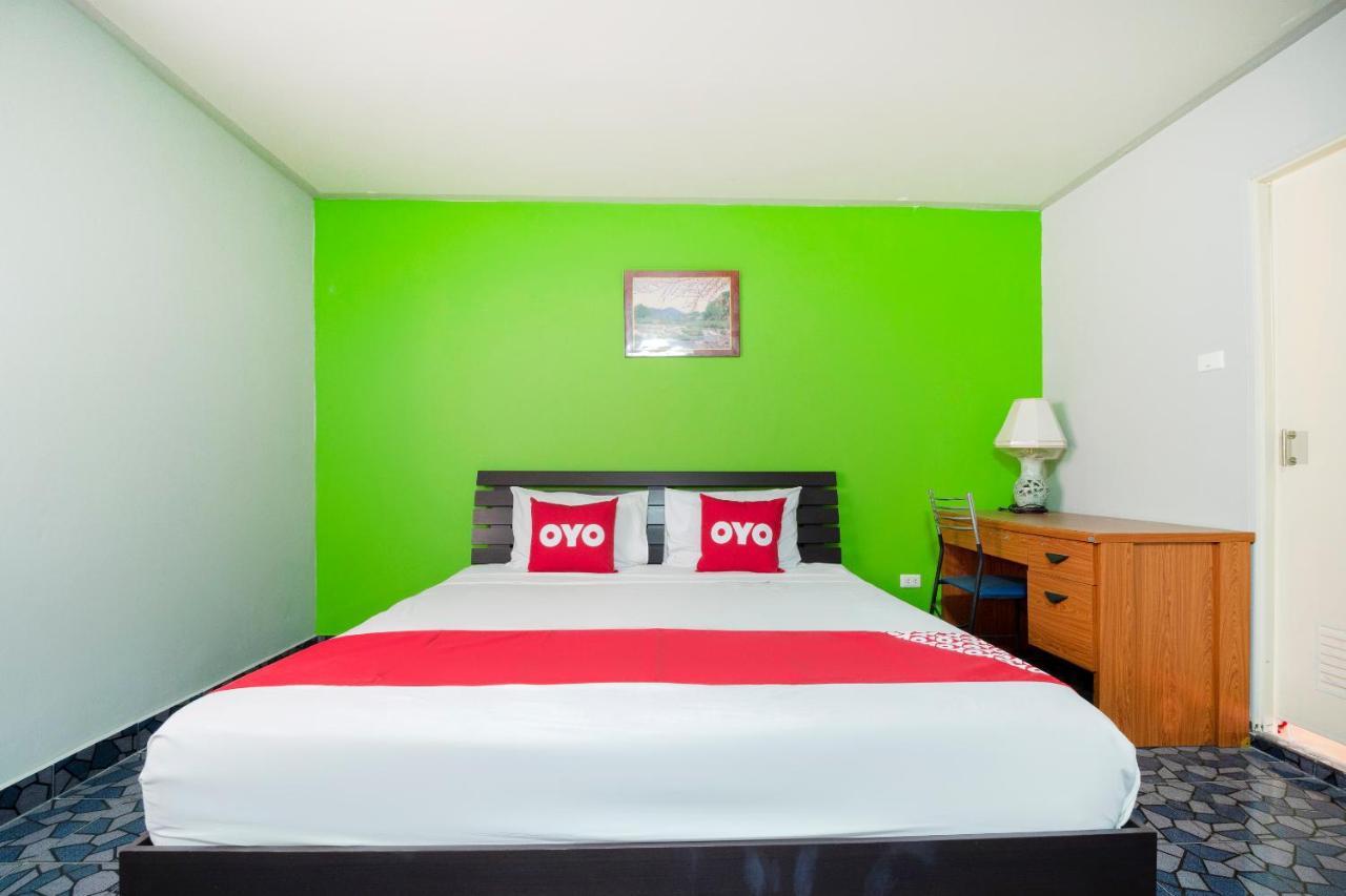 Oyo 663 Green Beach Room Паттайя Экстерьер фото