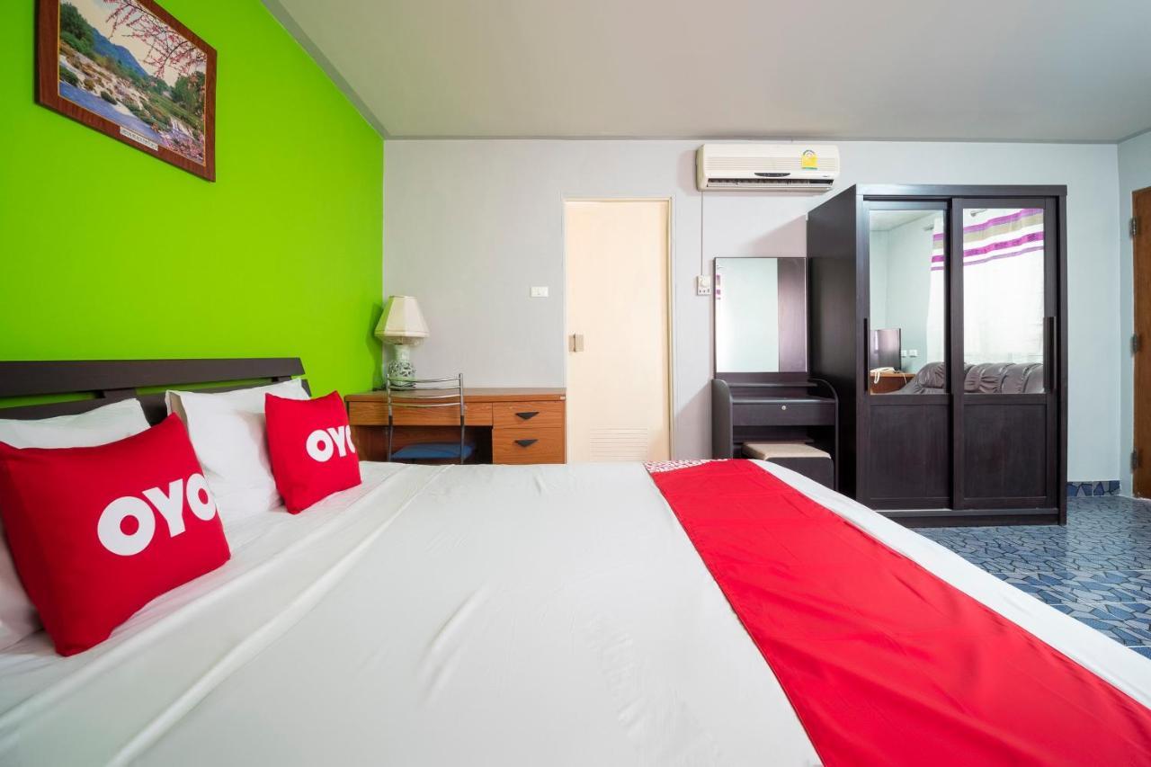 Oyo 663 Green Beach Room Паттайя Экстерьер фото