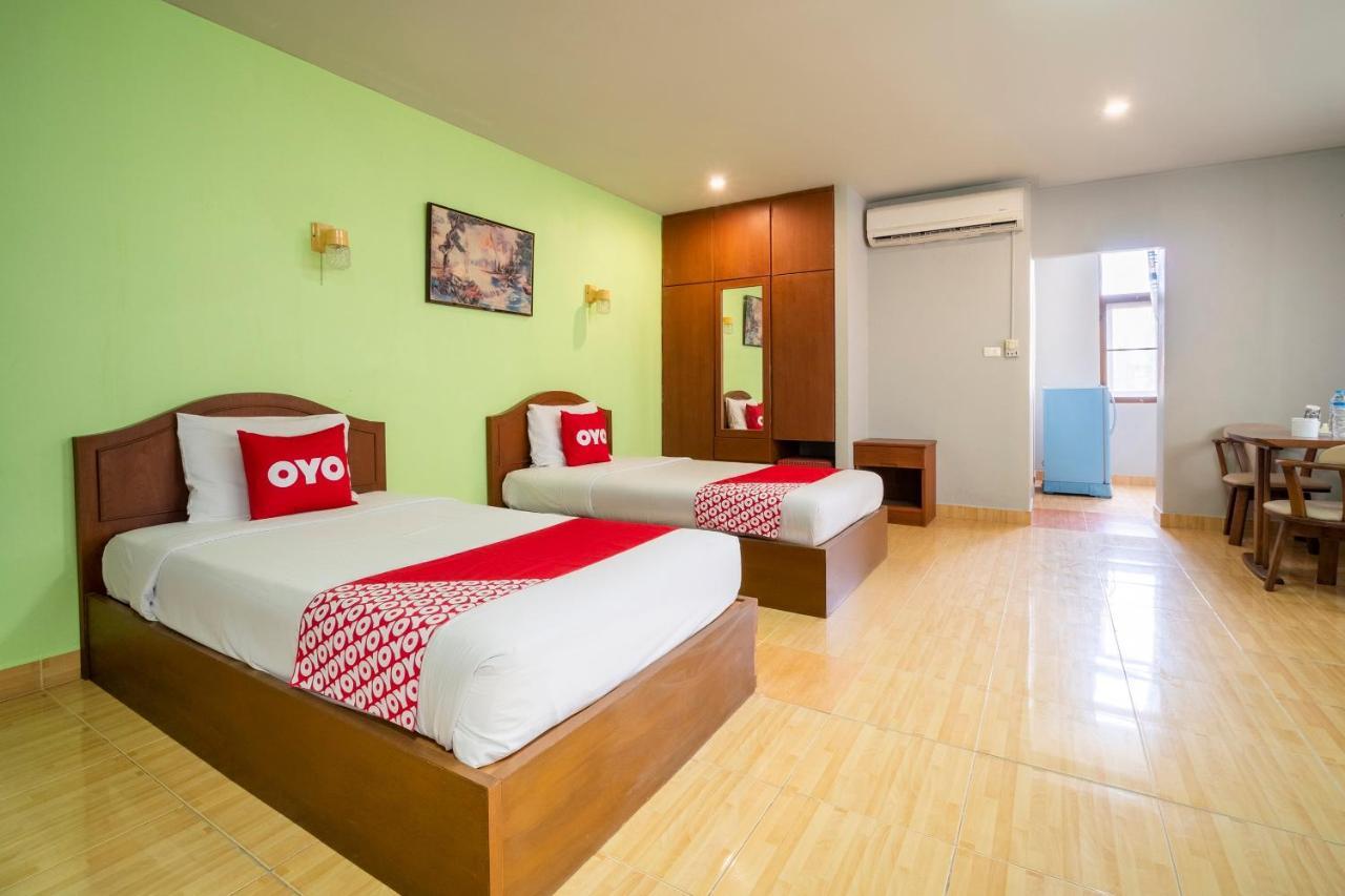Oyo 663 Green Beach Room Паттайя Экстерьер фото