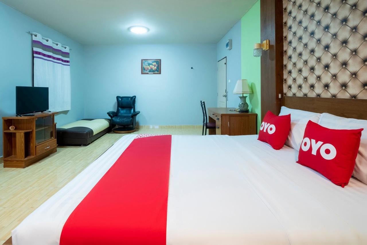 Oyo 663 Green Beach Room Паттайя Экстерьер фото